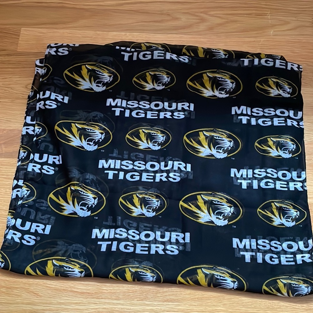 Mizzou Missouri Tigers infinity scarf